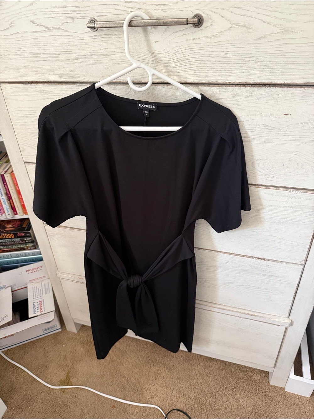 Express Black Tie-Front Short-Sleeve Tunic